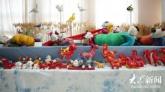 是科班身世的工艺美术院校结业生